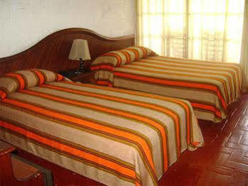Hotel Puerto Palmeras Tarapoto Resort Esterno foto