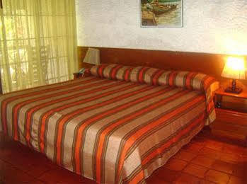 Hotel Puerto Palmeras Tarapoto Resort Esterno foto